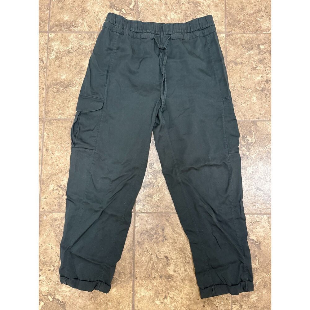 Lululemon Move Lightly Pant Dark Green Size 8 Loose Fit Pockets Drawstring